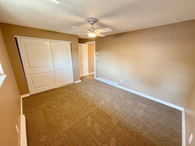 Building Photo - 3617-3623 Butternut Drive