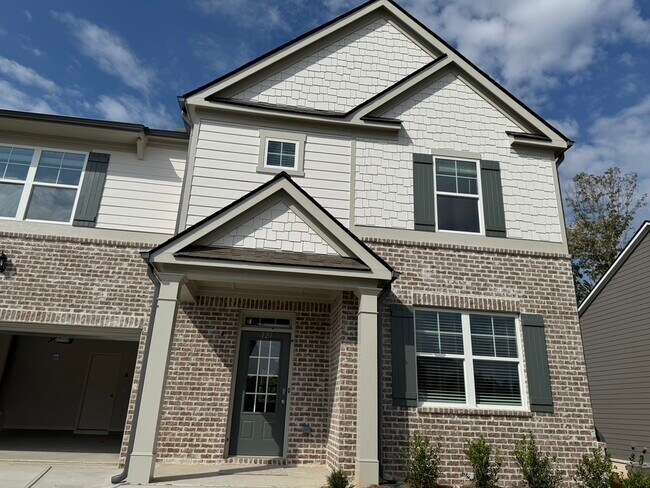 Primary Photo - 121 Landsdowne Way SE