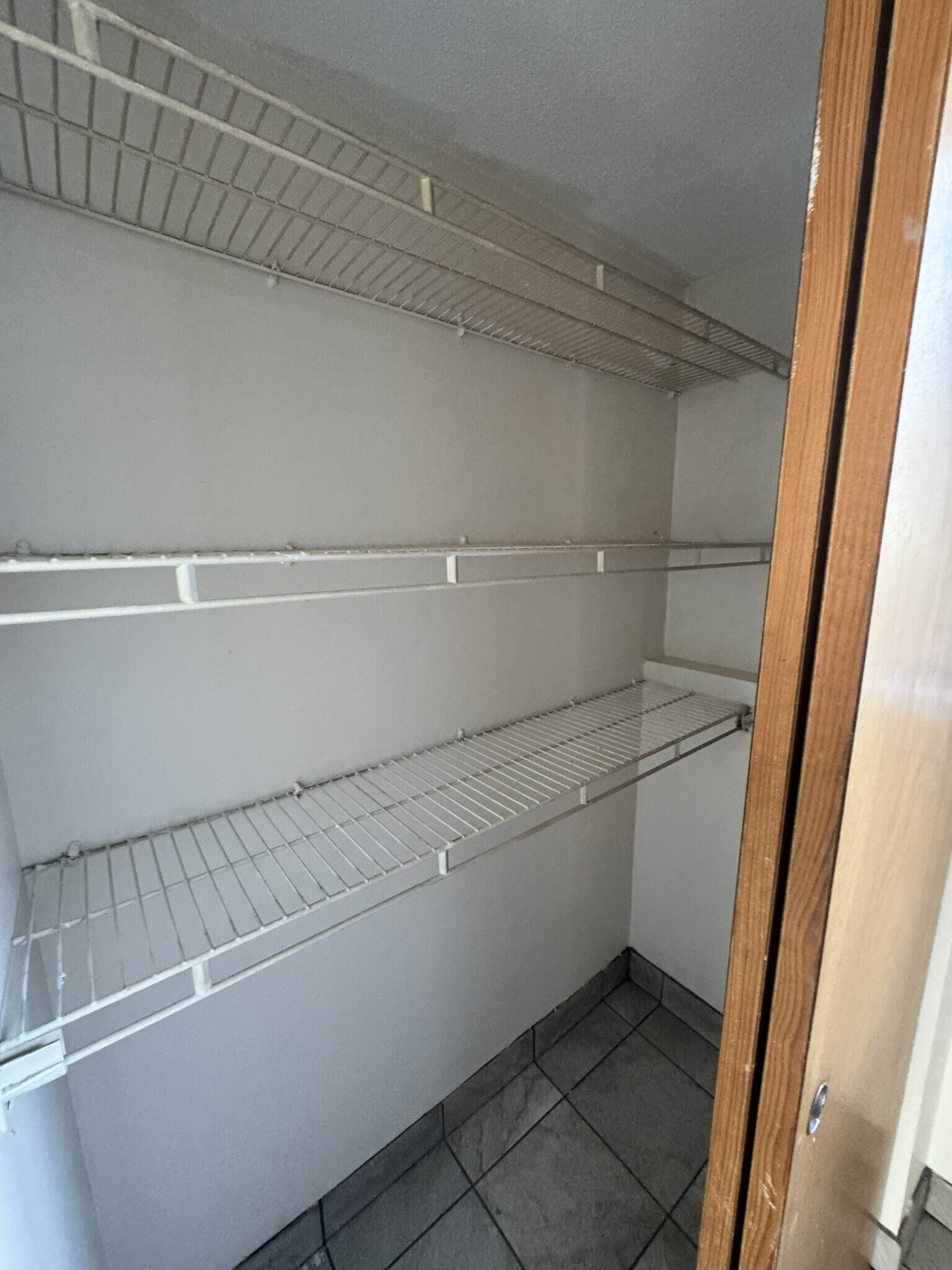 Building Photo - 142 North Beacon St