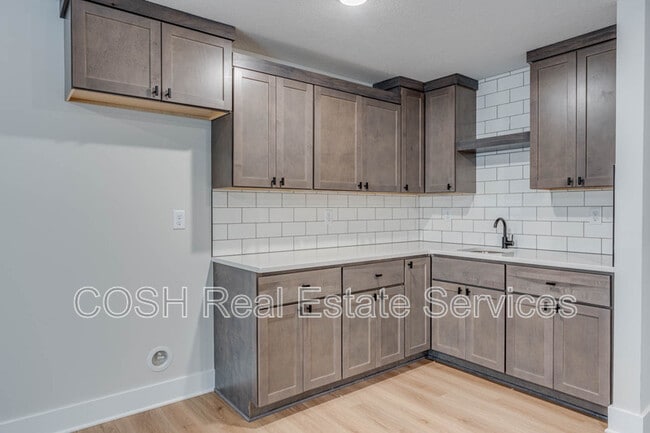 Building Photo - 3554 N Tyler Ct