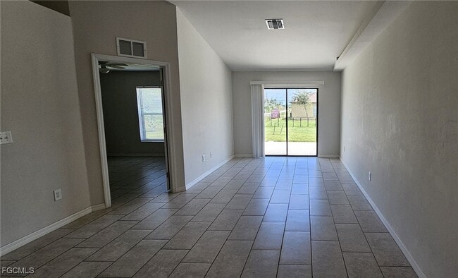 Building Photo - 2821 Skyline Blvd