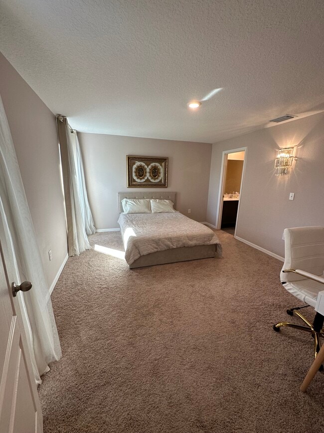 Building Photo - 8997 Southern Charm Cir