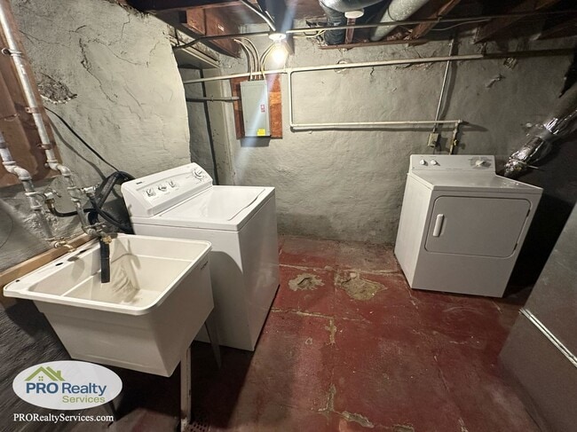 Building Photo - 761-763 Blair Ave