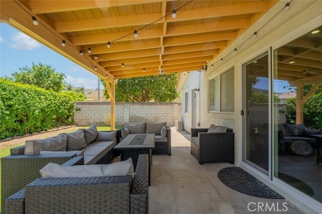 Building Photo - 2052 Chenault Pl