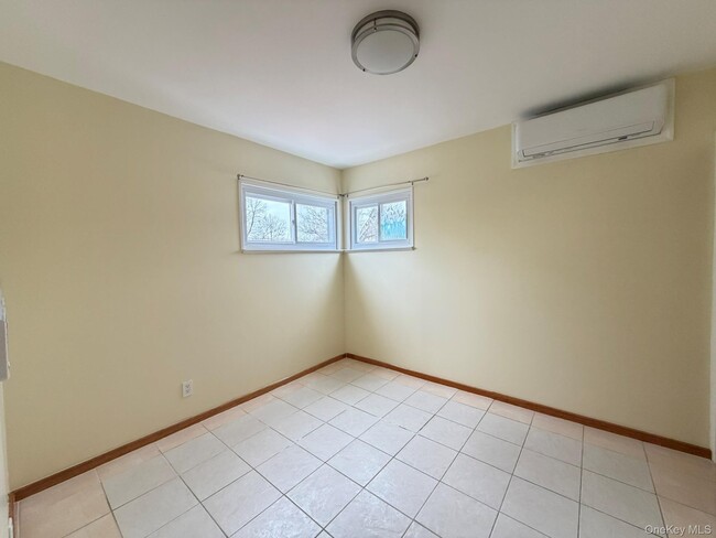 Building Photo - 137-02 64th Rd