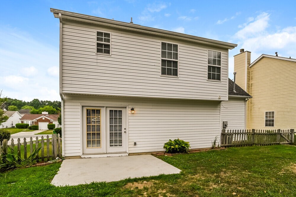 Building Photo - 11338 Northwoods Forest Dr