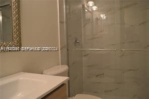 Building Photo - 2864 Edgehill Ln