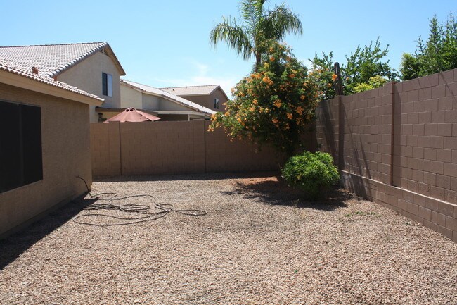 Building Photo - 12558 W Indianola Ave