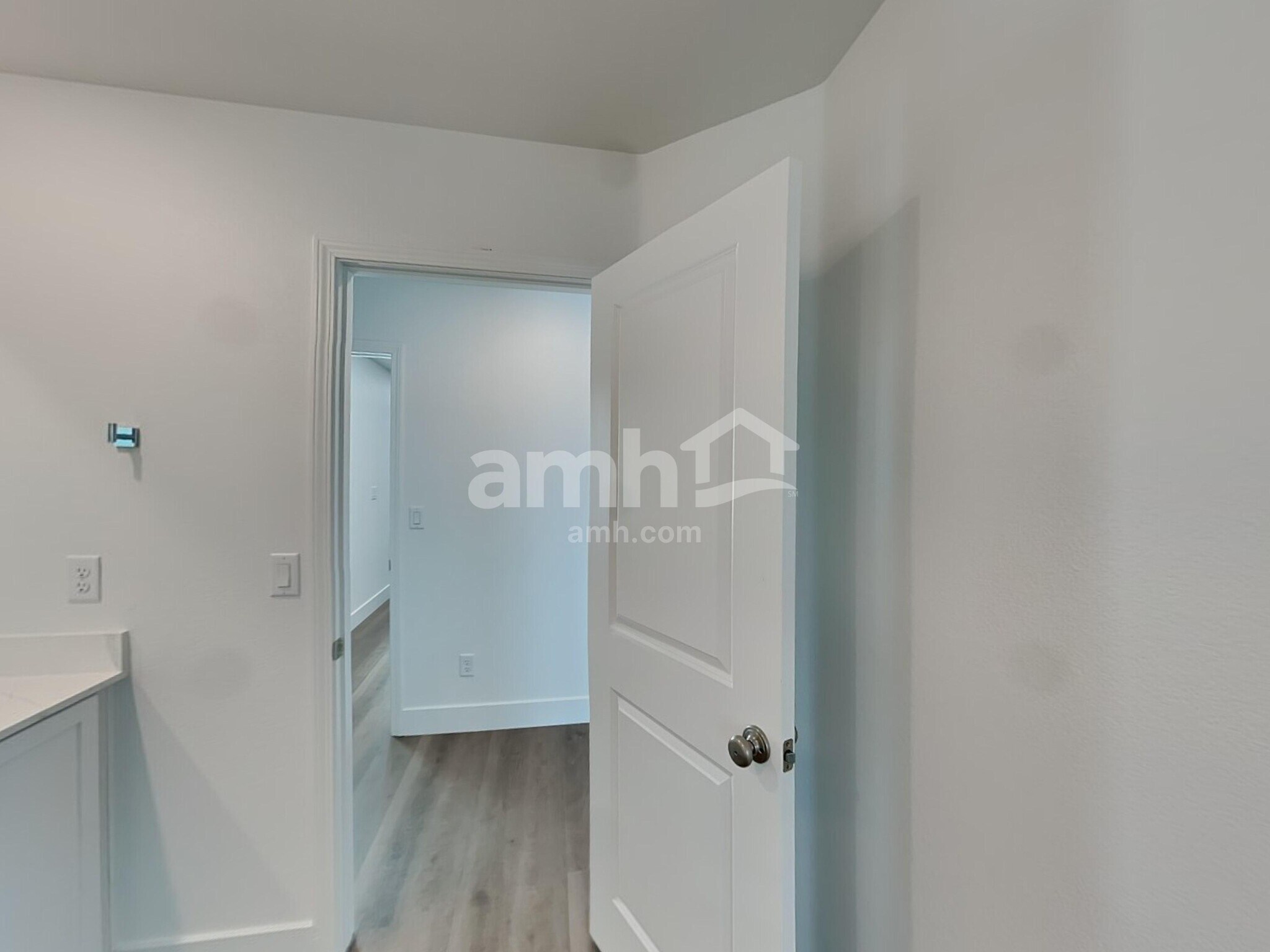 Building Photo - 8074 Winterfell Peak Ave