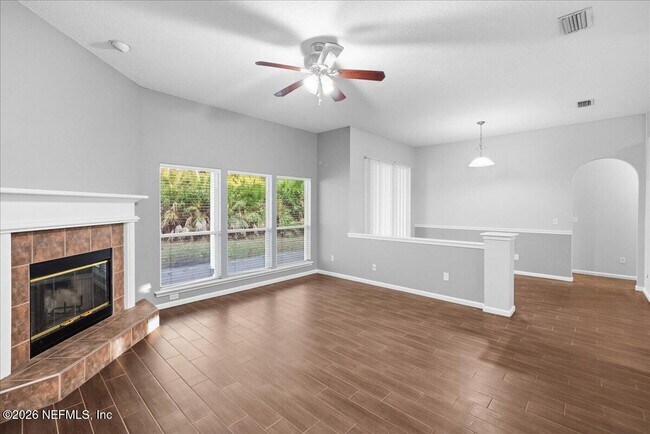 Building Photo - 8871 Canopy Oaks Dr