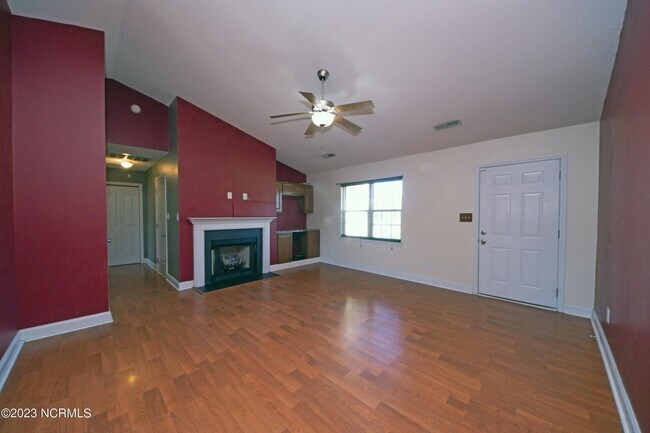 Building Photo - 211 Michel Ct