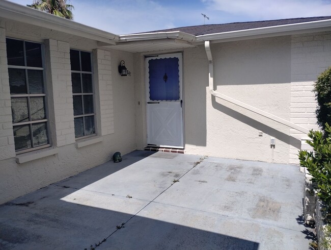 Building Photo - Charming 2 Bedroom, 2 Bathroom Home in Jasmine Estates – Pet Friendly!