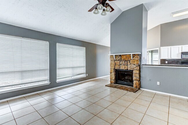 Building Photo - 8410 Fawn Wind Ct