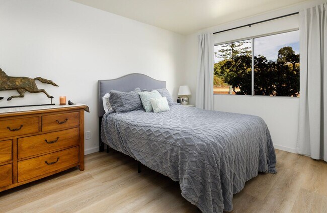 Building Photo - Discover Your Dream Sanctuary at Braemar Ranch, Yankee Farm!