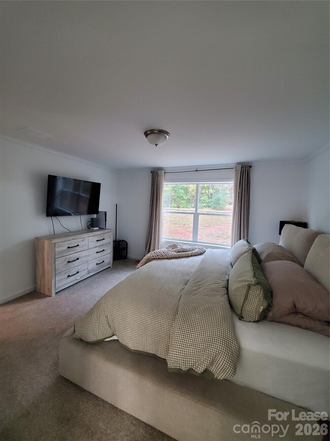 Building Photo - 118 Vly Spgs Dr