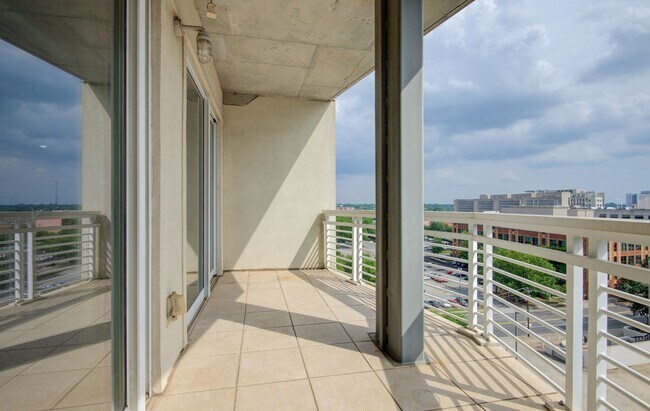 Building Photo - COMING SOON! Affordable Comfort: 1BR/1BA C...