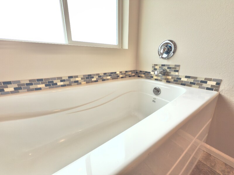 Building Photo - 3453 Juno St NE