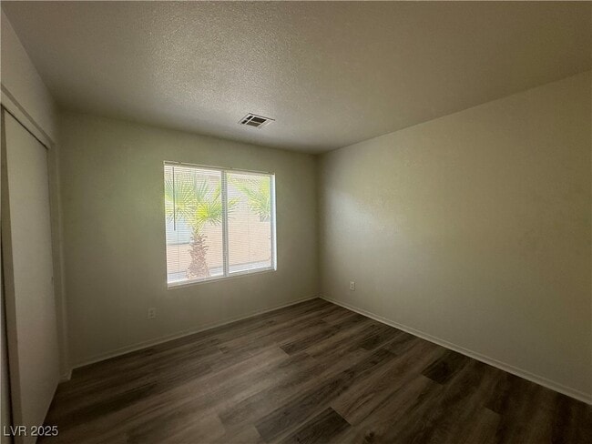 Building Photo - 2655 Amber Crest St