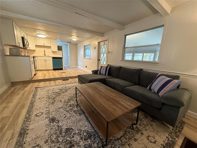 Building Photo - 3118 Dorothy Pl