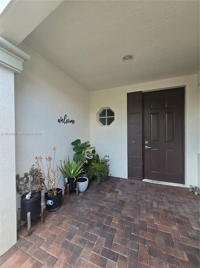 Building Photo - 9738 Darlington Pl