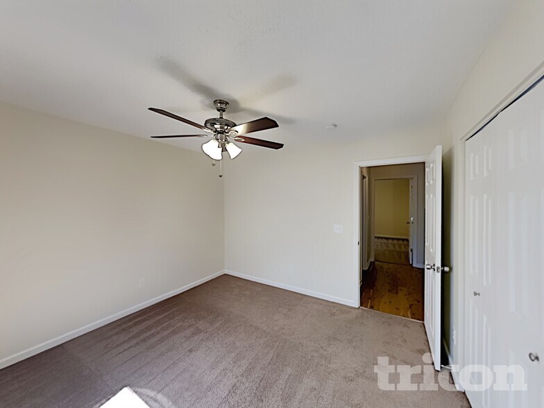 Building Photo - 119 Bradford Cir
