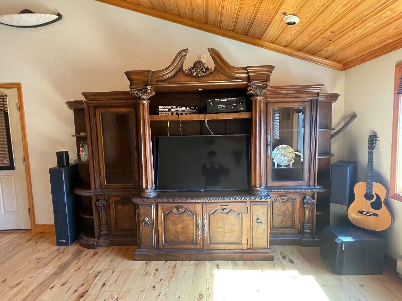 Building Photo - 7384 S Susquehanna Trail