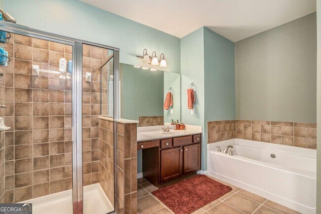 Building Photo - 12807 Doe Dr