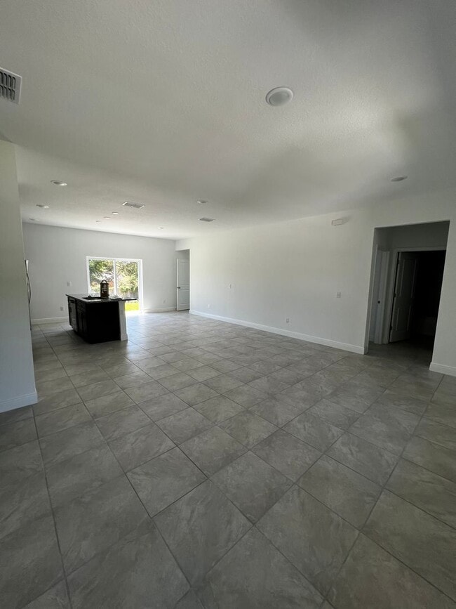 Building Photo - 2680 SW 151st Pl