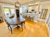 Building Photo - 3 Bedroom Home South Burlington Available ...