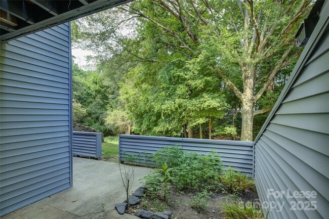 Building Photo - 11514 Turn Stone Ct