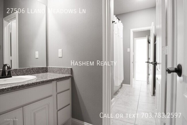 Building Photo - 27506 Llano Meadows Ln