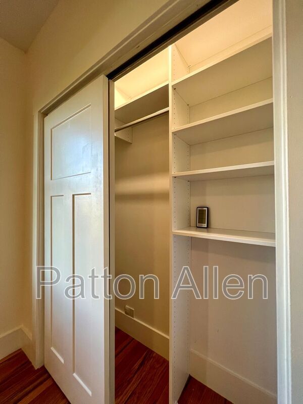 Building Photo - 21 Toxaway St