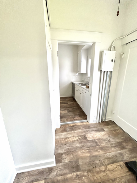 Rear Entry / Mudroom - 917 N 3rd St