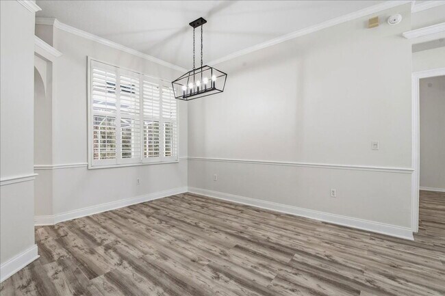 Building Photo - 525 Cullaro Ln