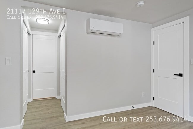Building Photo - 21117 129th Ave E
