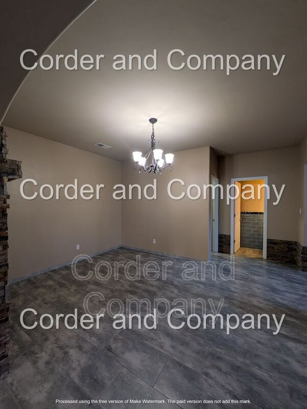 Building Photo - 940 Sellers Dr NE