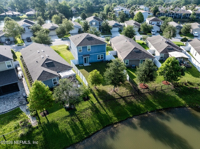 Building Photo - 8279 Meadow Walk Ln