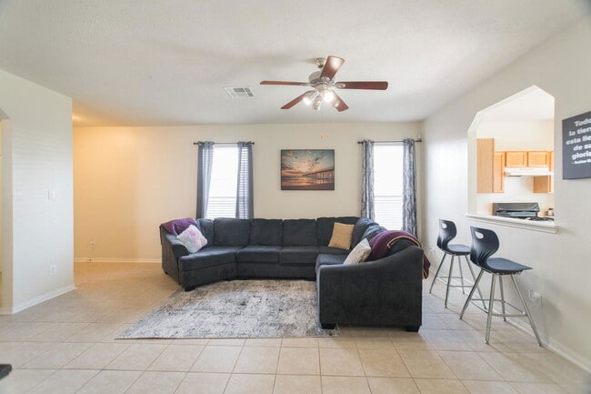 Building Photo - 1111 Turnberry Park Ln