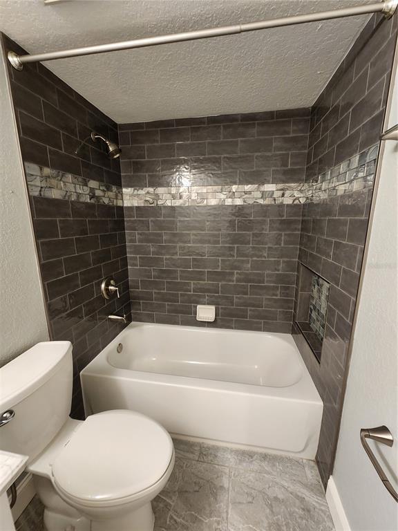 Building Photo - 6236 93rd Terrace N