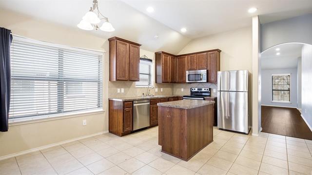 Building Photo - 5209 Bear Valley Dr