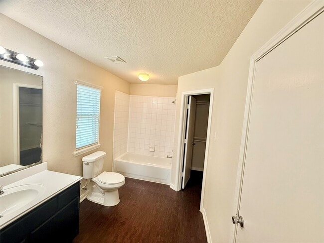 Building Photo - 3906 Teal Run Meadows Dr