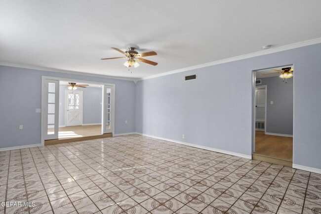 Building Photo - 390 Arvin Cir