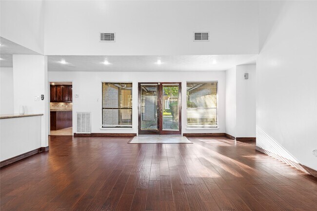 Building Photo - 3307 Ashfield Dr