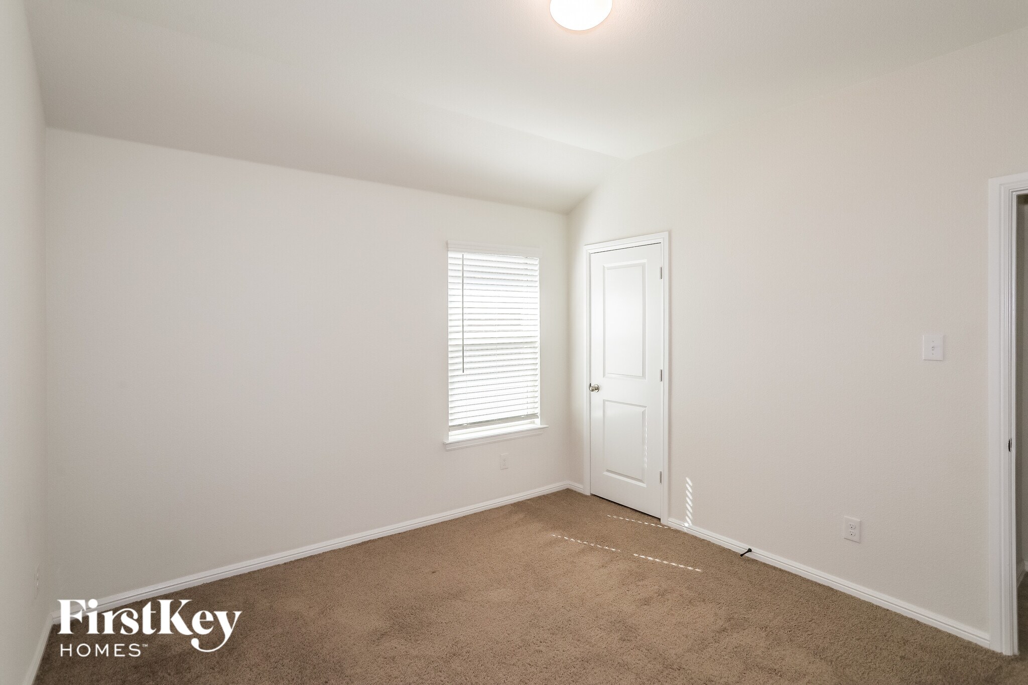 Building Photo - 2205 Sadlers Creek Ln