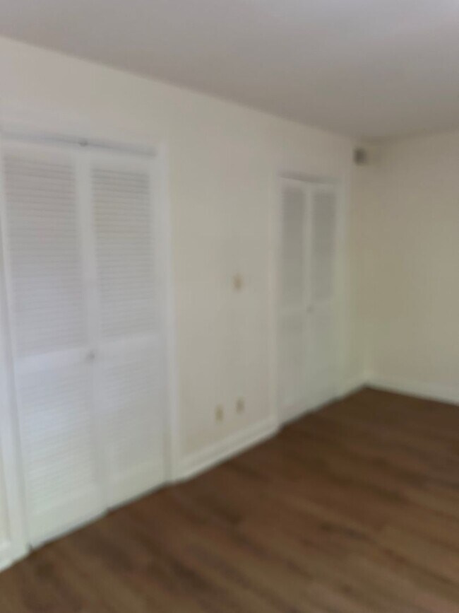 Building Photo - 2 Bedroom/ 2 bath Condo in Georgetown