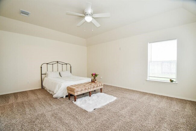 Building Photo - 3207 Brook Arbor Ln