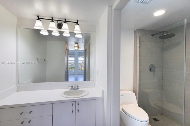 Building Photo - 2351 Douglas Rd