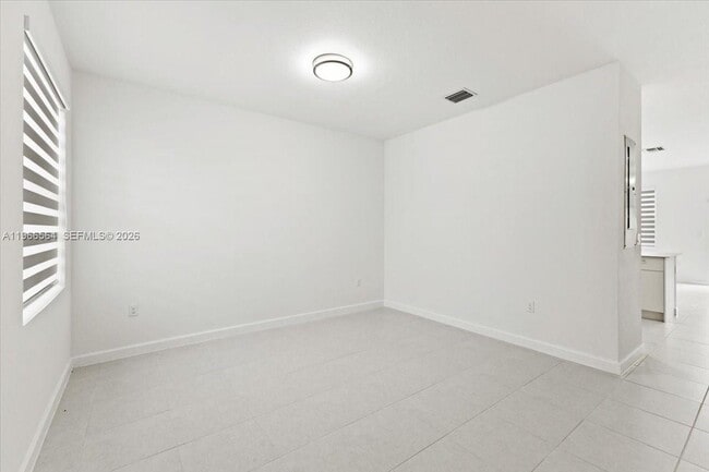 Building Photo - 35779 SW 178th Ct