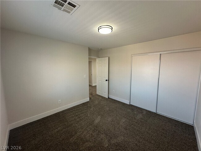 Building Photo - 10004 Bonterra Ave