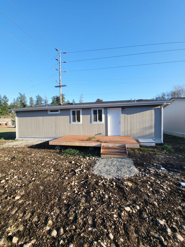 Building Photo - 3 bedroom 2 bath home in Bucoda WA